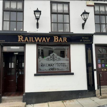 Railway Bar Apartment Poyntzpass Exteriör bild